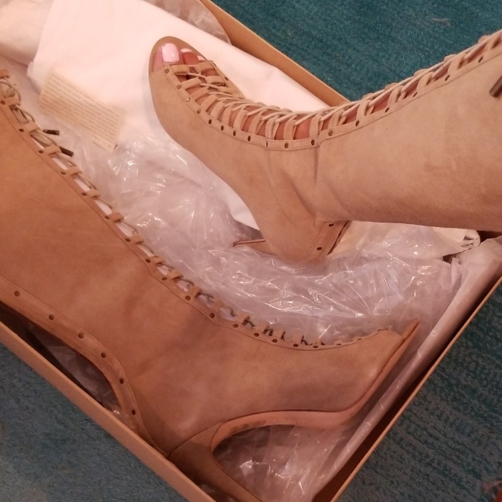 Joie Open Toe Boot - Picture 8 of 8